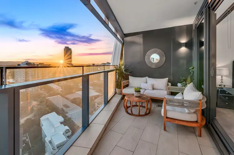 11407/36 Old Burleigh Road, Surfers Paradise QLD 4217