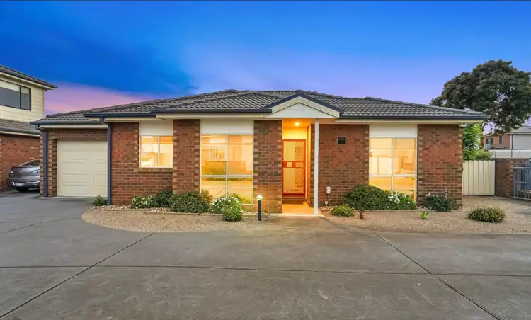 Main view of Homely unit listing, 4/25 Ailsa Street South, Altona Meadows VIC 3028