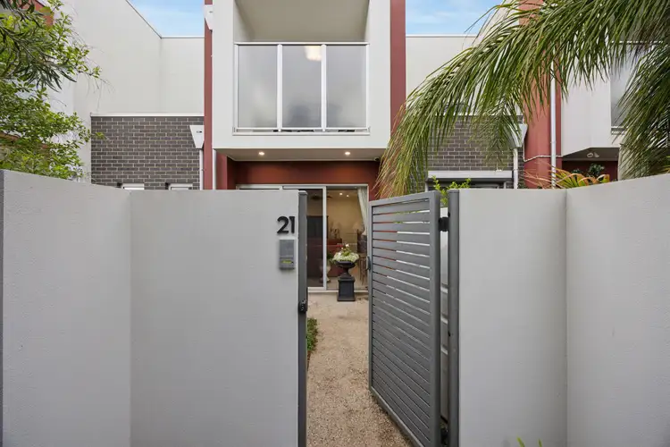 21/7 Buckle Street, Glenelg North SA 5045