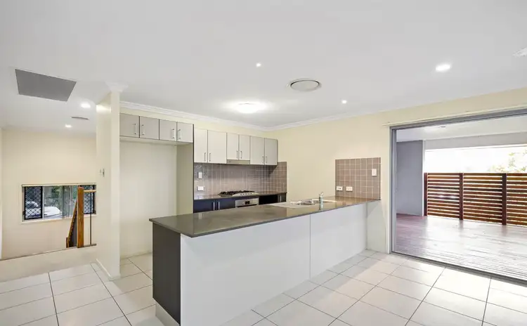 6 Berrimilla Lane, Coomera Waters QLD 4209