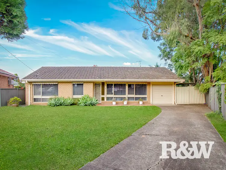 8 Sol Place