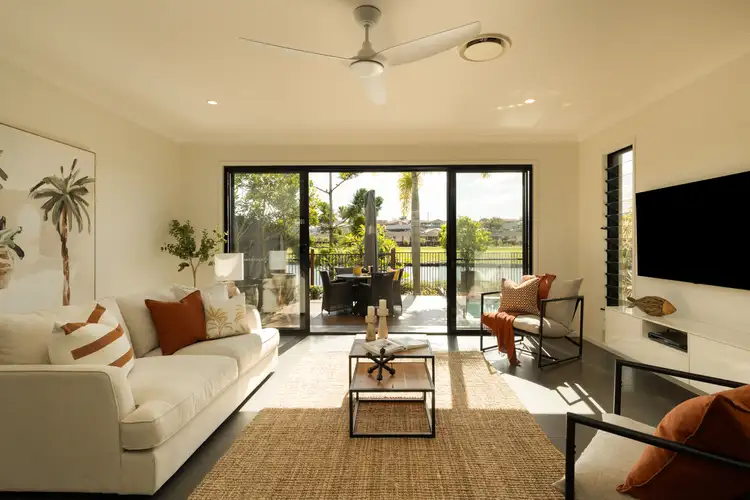 53 Meridien Drive