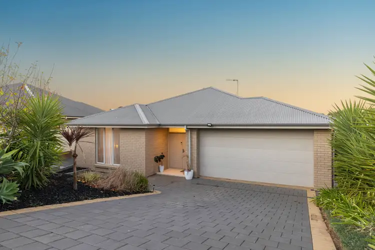 32 BATEMAN STREET, Strathalbyn SA 5255