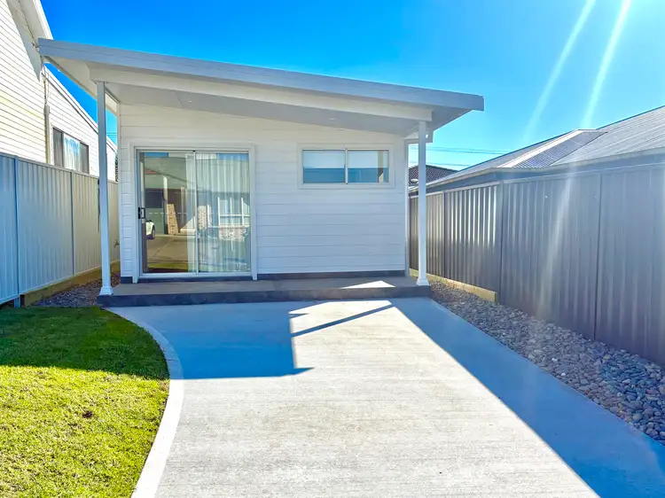 10a Cornwall Lane, Taree NSW 2430