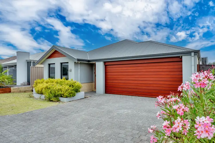 Second view of Homely house listing, 31 Rochdale Circle, Meadow Springs WA 6210