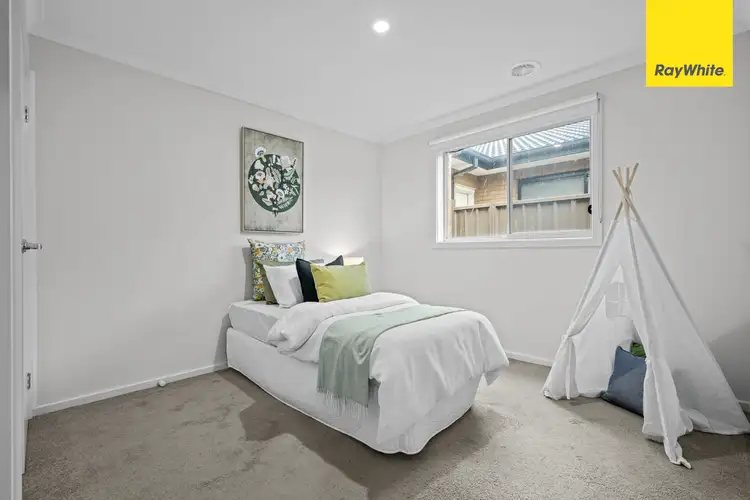 Fifth view of Homely house listing, 32 Riverside Concourse, Cobblebank VIC 3338