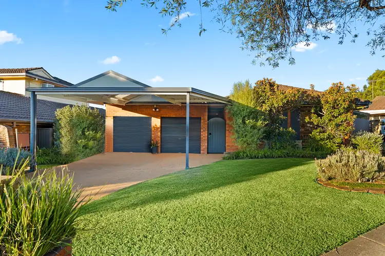 5 Falcon Close, Greenfield Park NSW 2176