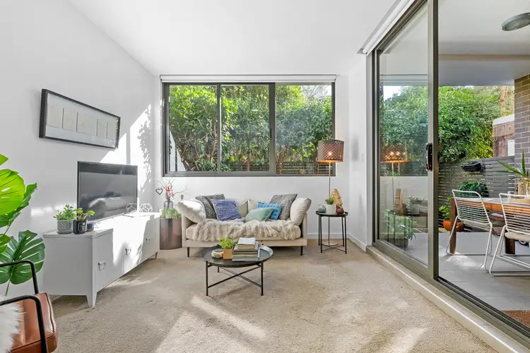 Main view of Homely apartment listing, 2/31-33 Millewa Avenue, Wahroonga NSW 2076