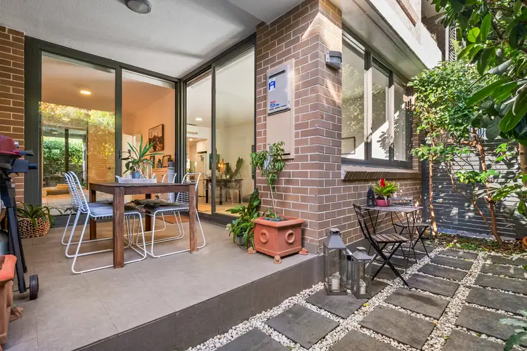 Second view of Homely apartment listing, 2/31-33 Millewa Avenue, Wahroonga NSW 2076