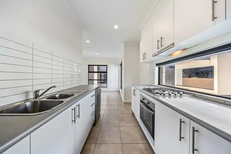 Fifth view of Homely house listing, 25 Nugget Way, Cranbourne East VIC 3977