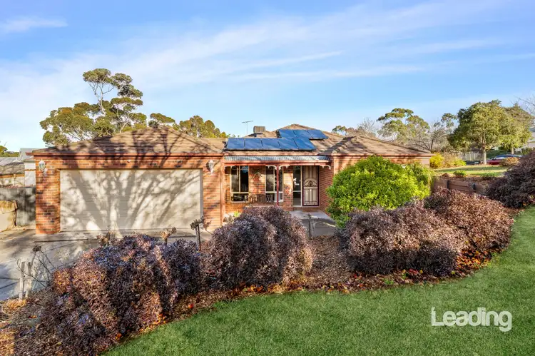 2 Churchill Place, Sunbury VIC 3429