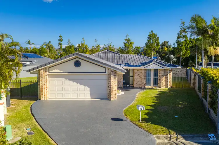 5 Greenwich Court, Runaway Bay QLD 4216