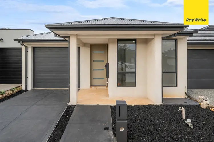 7 Ballad Street, Strathtulloh VIC 3338