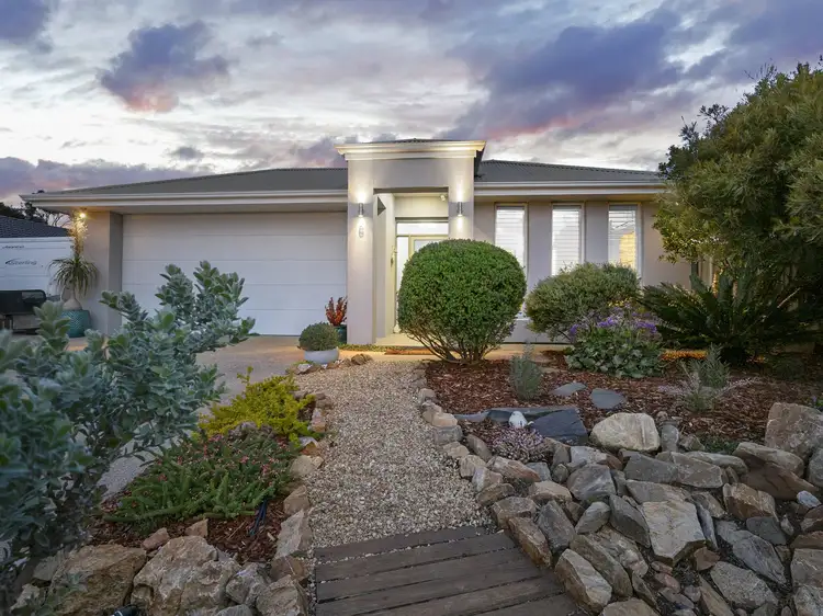 6 Resolute Avenue, Normanville SA 5204