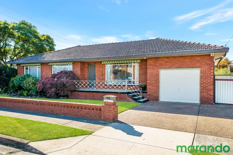 2 Hemingway Crescent, Fairfield NSW 2165