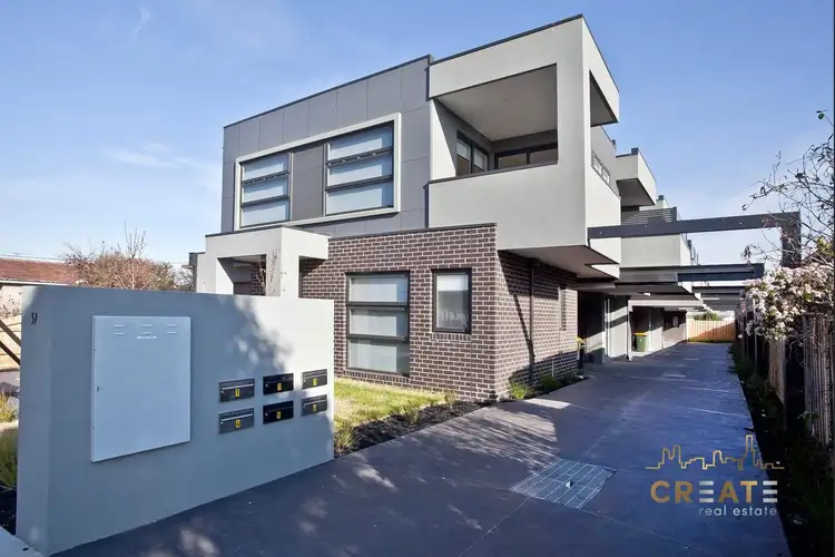 2/37 Pennell Avenue, St Albans VIC 3021