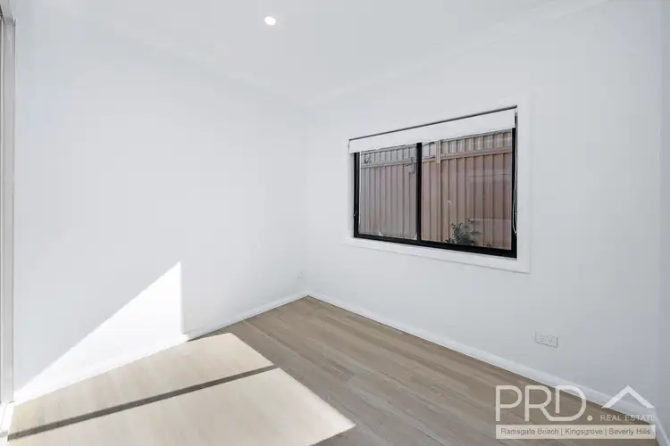 Fifth view of Homely house listing, 1/49 Allambee Crescent, Beverly Hills NSW 2209