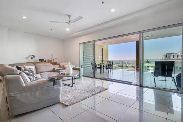 7/29 Woods Street, Darwin City NT 800