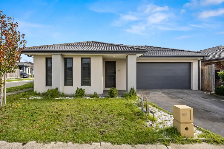 161 Thoroughbred Drive, Clyde North VIC 3978