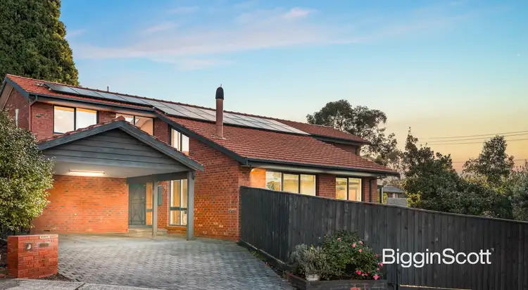 6 Solar Court, Glen Waverley VIC 3150