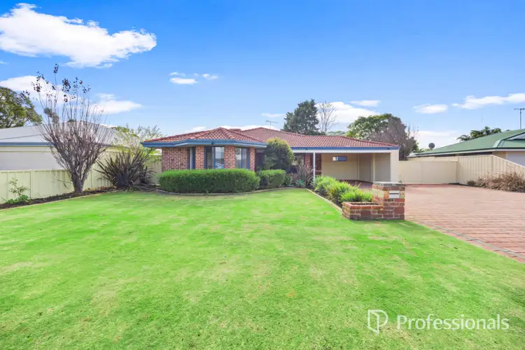 19 Pembroke Street, College Grove WA 6230