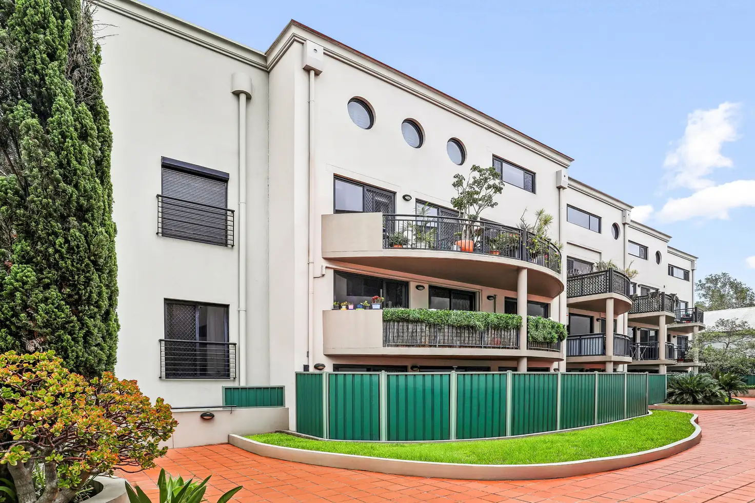 Main view of Homely unit listing, 8/30-34 Folkestone Parade, Botany NSW 2019