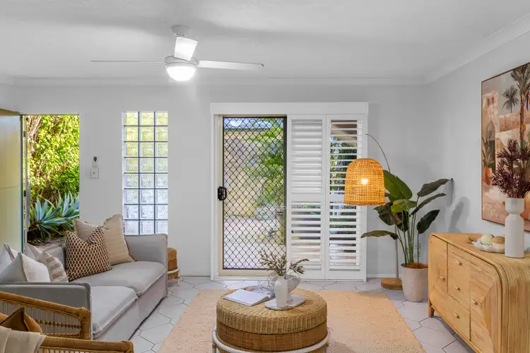 2/72 Anzac Avenue, Maroochydore QLD 4558