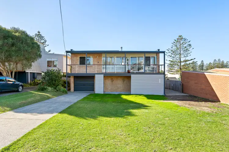 8 Whiting Street, Tuross Head NSW 2537