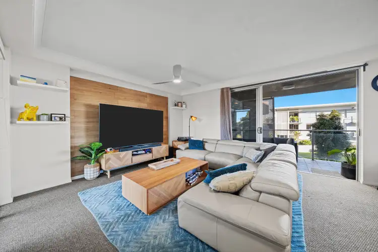 3305/12-14 Executive Drive, Burleigh Waters QLD 4220