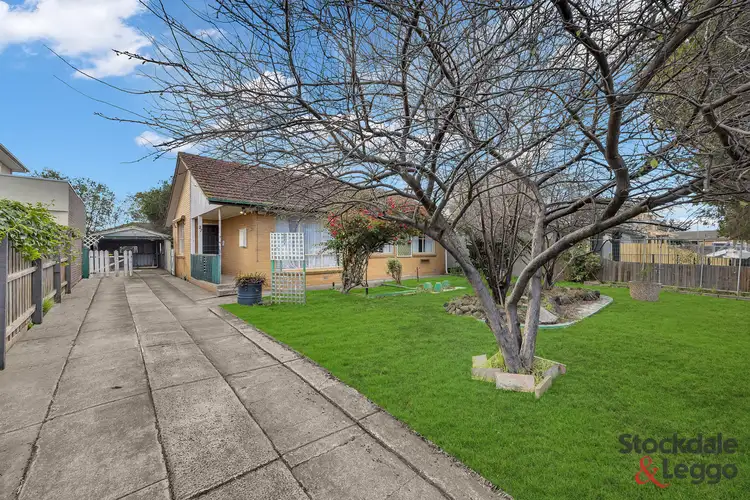 27 Henderson Street, Laverton VIC 3028