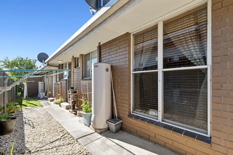 Sixth view of Homely unit listing, 2/92 Aberdeen Street, Geelong West VIC 3218