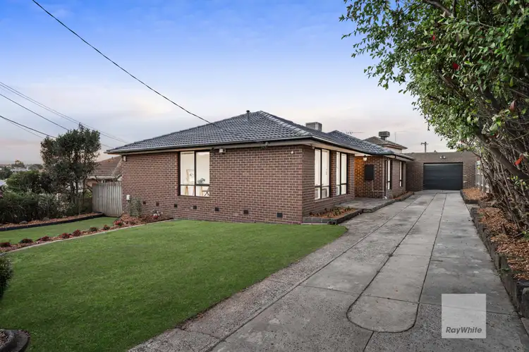 330 Carrick Drive, Gladstone Park VIC 3043