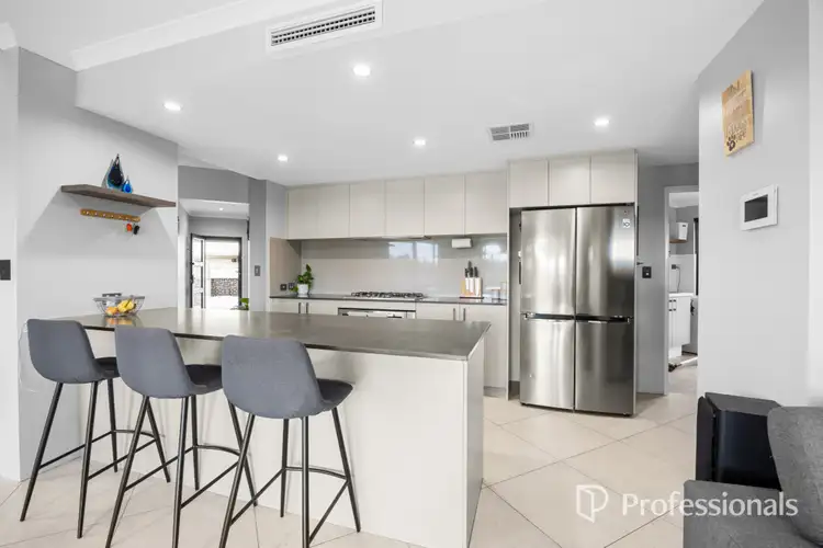 Seventh view of Homely house listing, 2 Iolite Lane, Australind WA 6233