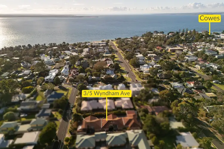 3/5 Wyndham Avenue, Cowes VIC 3922