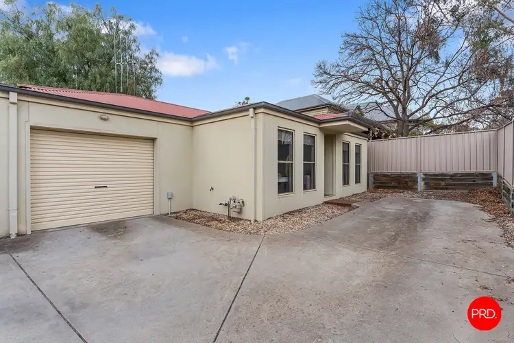 2/17 Inglewood Street, Golden Square VIC 3555