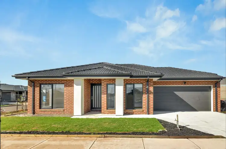 6 Salsola Road, Rockbank VIC 3335