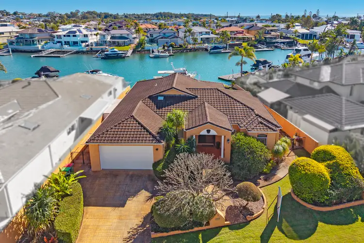 3-4 Esperance Court, Raby Bay QLD 4163
