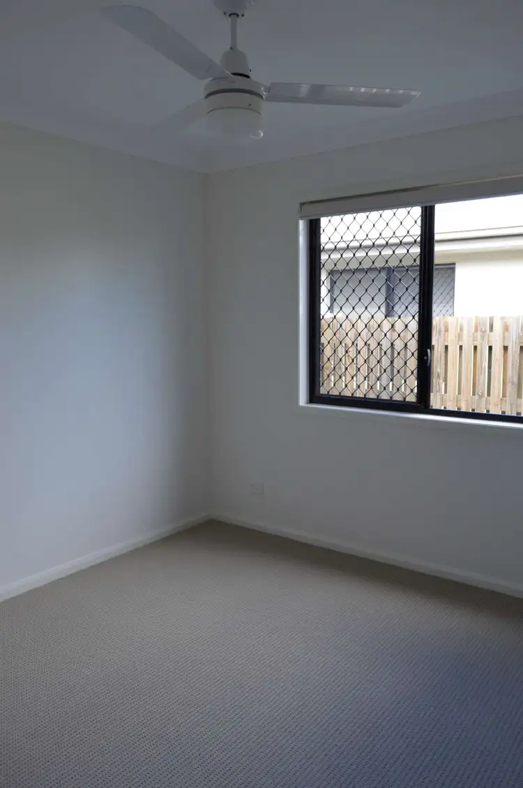 Fifth view of Homely semi-detached listing, 1/137 Daydream Circuit, Burdell QLD 4818