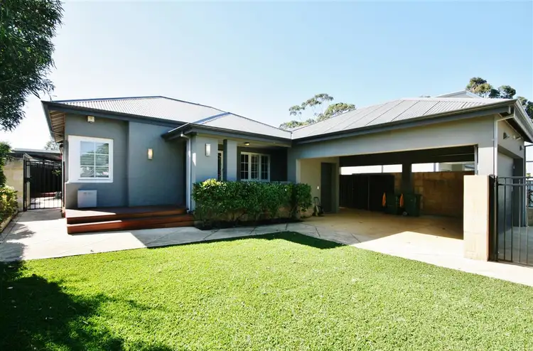 14 ISABELLA CRESCENT, Manning WA 6152