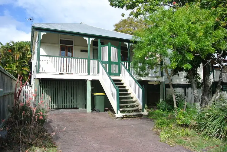 88 Dunellan St, Greenslopes QLD 4120