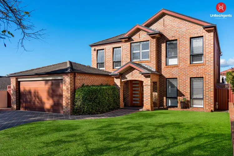 32 Wainewright Avenue, West Hoxton NSW 2171