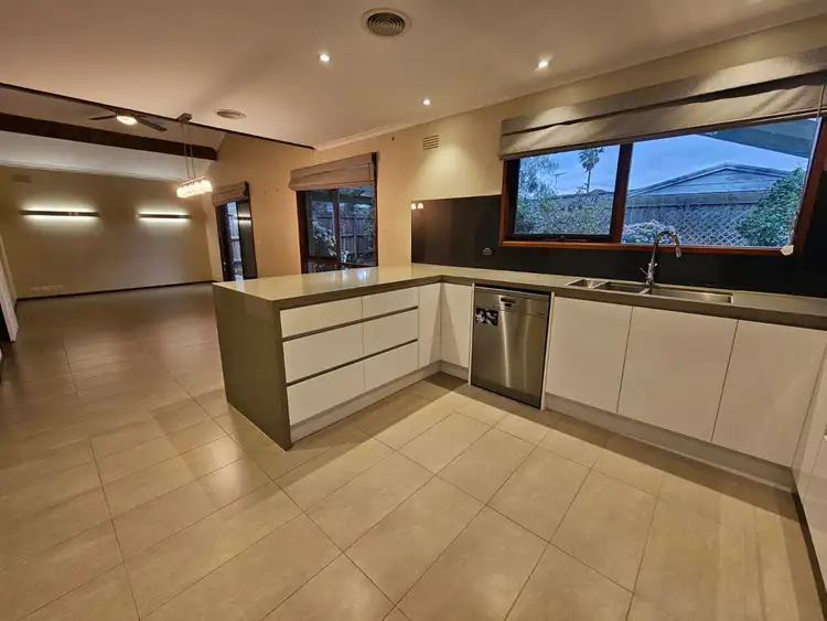 5 Denise Court