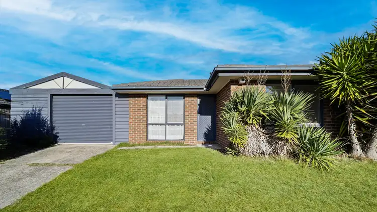 11 Finbar Crescent