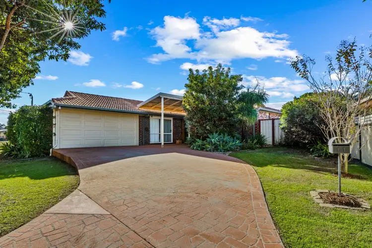 11 Honeysuckle Drive, Bokarina QLD 4575