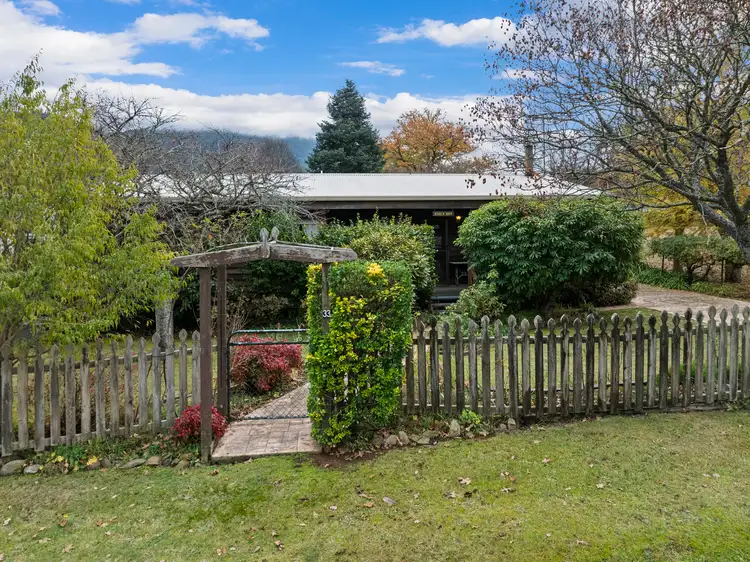 33 Nash Street, Jamieson VIC 3723