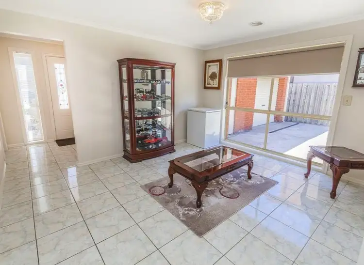 3 Harrower Street