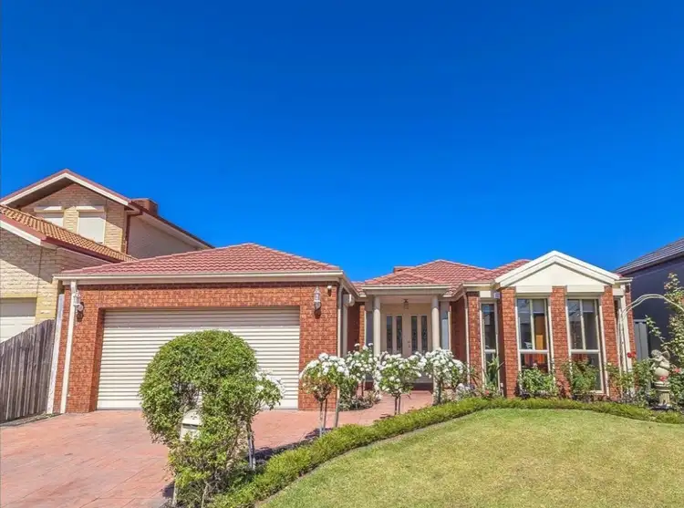3 Harrower Street, Roxburgh Park VIC 3064