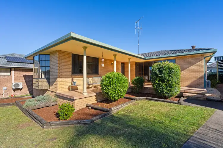 16 Wootton Crescent, Taree NSW 2430