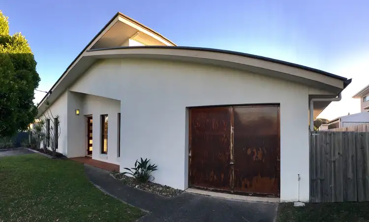 14 Baringa Street, Warana QLD 4575