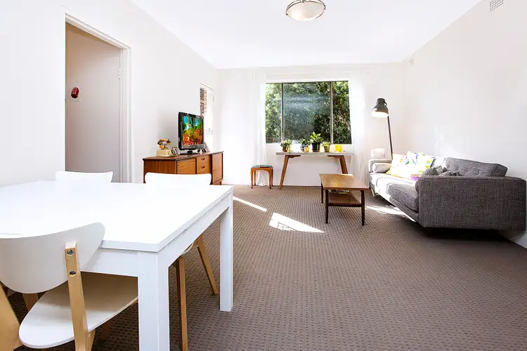 10/11 Jeffrey Street, Canterbury NSW 2193